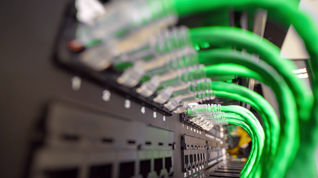 bslg-entr-cables Câblage réseau en entreprise